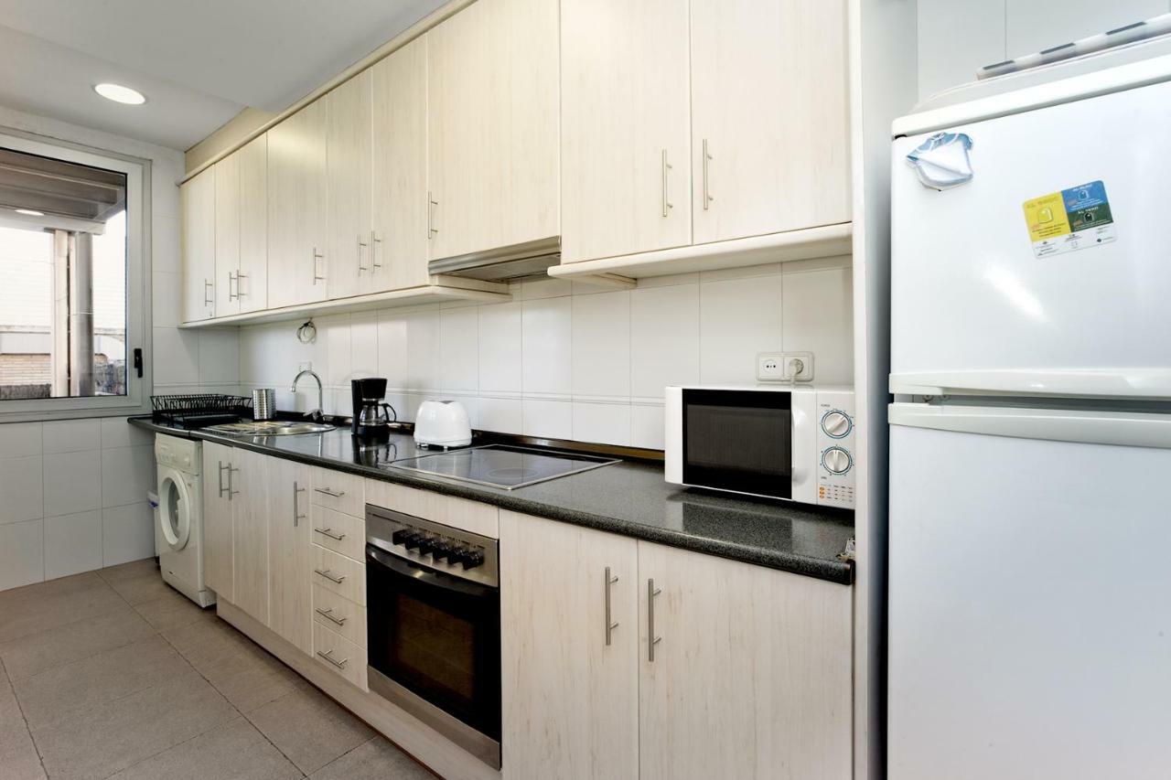 Apartamento Con Terraza, Balcon De Barcelona Есплугес де Лобрегат Екстериор снимка